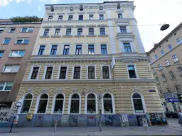 TOP-LAGE! Sonnige 3 Zimmer Altbau im 4. Liftstock