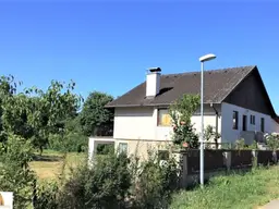 Einfamilienhaus in ruhiger Lage, mit wunderschönem großen Garten Nähe Ravelsbach im Weinviertel!