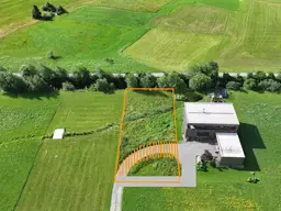Reuthe: Naturidylle - Ruhiges Grundstück am Bach