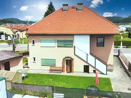 Zweifamilienhaus in zentraler Lage