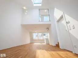 Traumhafte 3-Zimmer-Dachgeschoßwohnung in 1090 Wien – Ihr Erstbezug wartet auf Sie!