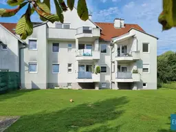 Single- oder Pärchenwohnung im OG mit Loggia