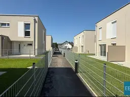 Doppelhaushälfte mit Garten und Terrasse - Top 2