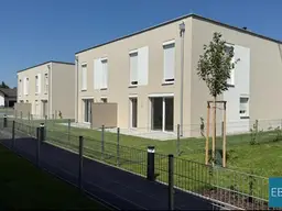 Doppelhaushälfte mit Terrasse und Garten - Top 4