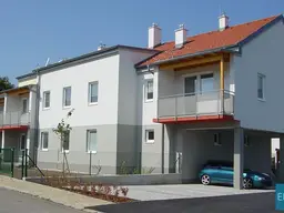3-Zimmerwohnung im 1.OG mit Loggia
