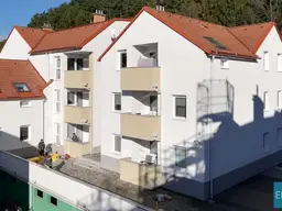 2-Zimmerwohnung im 1.OG mit Loggia