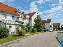 Familienwohnung im EG mit Loggia