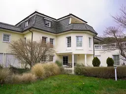 Luxusresidenz mit Indorpool und schönem Garten in exklusiver Lage in Baden