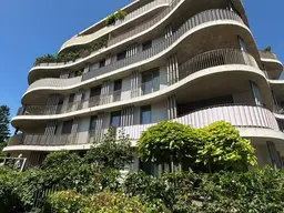 Wohnen am Rosenhügel – Hochwertige 4-Zimmer-Wohnung mit Balkon