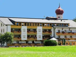 Hotel-Objekt mit anliegenden Grundstücken und Altbestand