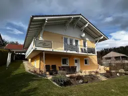Gepflegtes Einfamilienhaus mit Wellnessbereich in Sonnenlage von Maria Rain