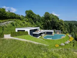Luxus-Wohnhaus mit Schwimmteich in traumhafter Ruhe-/ &amp; Aussichtslage im Rosental