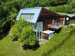 Einzigartiges Architektenhaus in sonniger Aussichtslage mit Charme &amp; Naturblick