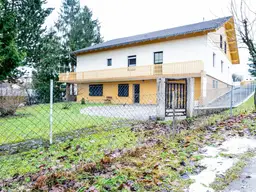 Großzügiges Mehrfamilienhaus mit Loggia, Garage und Parkplatz in Top-Lage von Pfarrkirchen - perfekt für Familien oder als Investitionsobjekt