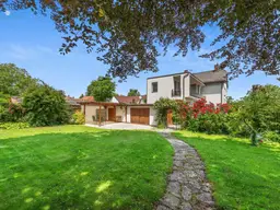 Wien im Blick, Natur im Herzen – Wohnhaus mit parkähnlichem Garten, Pool &amp; Sauna