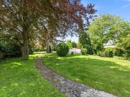 Familienfreundliches Haus mit Gartenidylle in Bad Pirawarth