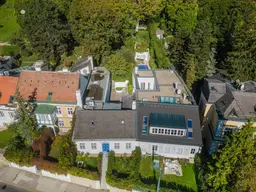 Gepflegtes Stadthaus in Toplage mit Atrium Innenhof - Garten mit Altbaumbestand und Terrassenflächen!
