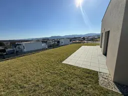 Wunderschöne neuwertige großzügige Wohnung (109,85m²) mit Terrasse &amp; Garten in Fürstenfeld