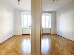 Perfekt aufgeteilte 3-Zimmer-Wohnung im stilvollen Altbau mit Lift Nähe AKH