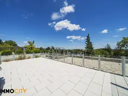 Ihre neue Dach-Traumwohnung, Wohnen im Grünen: XXL-Dachterrasse mit Panoramablick und 3 Stellplätzen im 13. Bezirk