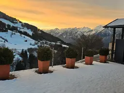 Moderne Mietwohnung mit großer Terrasse und traumhaftem Ausblick