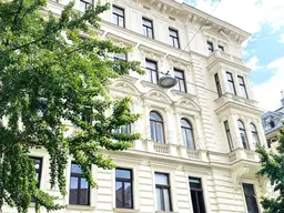 EXKLUSIVES WOHNERLEBNIS IN TOP LAGE - 4 ZIMMER - HELL UND ZENTRAL
