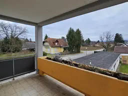 Großzügige 4 Zimmerwohnung - unbefristeter Mietvertrag