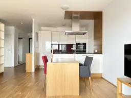 Moderne, sonnige Wohnung im CityGate – Top-Lage nahe UNO City &amp; Alter Donau