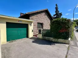 Einfamilienhaus mit großzügigem Grundriss und gepflegtem Zustand