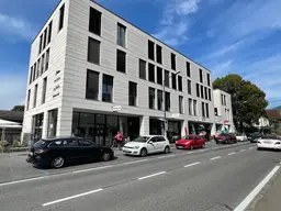 Fläche für Handel oder Dienstleistung im Erdgeschoss zu vermieten - Lage mit hoher Frequenz