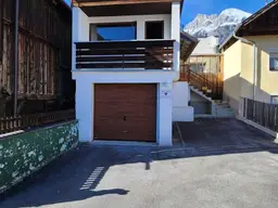 Atelier, Werkstatt oder Büro mit Garage/Lager in Oberhofen
