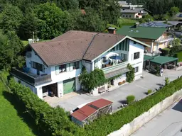 Großzügiges Wohnhaus mit Einliegerwohnung