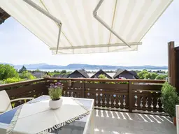 Stilvolle Dachgeschoßwohnung | See- &amp; Gebirgsblick