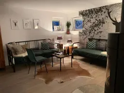 Großes, helles Zimmer in WOHNGEMEINSCHAFT mit Süd-Terrasse