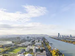 HÖCHSTES WOHNHAUS ÖSTERREICHS - 32. STOCK - BLICK ÜBER WIEN IN 110 M HÖHE - NÄHE ERNST-HAPPEL-STADION - IM HERZEN DES 2. WIENER GEMEINDEBEZIRKS - U2 DONAU MARINA