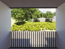 Abkühlen im hauseigenen Pool .... Ihre Traumwohnung mit Terrasse oder Garten und Fernblick Nähe Maurer Wald PROVISIONSFREI !!