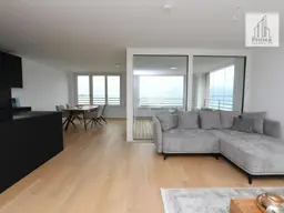 Neuwertige 3-Zimmer Wohnung mit atemberaubender Seesicht