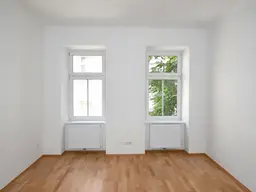 Modernisierte 3-Zimmer-Wohnung mit zwei Bädern in hofseitiger Ruhelage