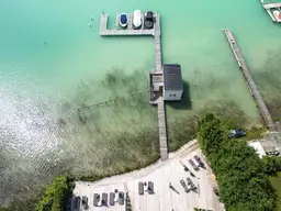 Traumhaftes Luxus-Apartment direkt am Wörthersee inklusive Liegeplatz für Motorboot und Tiefgarage