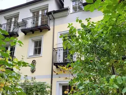 520m² Villa auf 1900m² Grundstück mit großem Entwicklungspotenzial