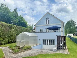 Ruhelage, umgeben vom Grünen | Gartenfläche ca. 1.564m² | Luftwärmepumpe, Solaranlage I beheizbarer Pool I eigene Obstbäume