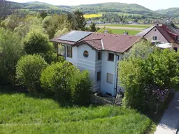 Haus mit Fernblick in Top Zustand - PV-Anlage - Garage
