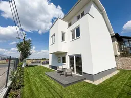 Baugenehmigtes Grundstück in 1220 Wien – Einfamilienhaus mit Keller, Garten &amp; Dachterrasse sofort realisierbar