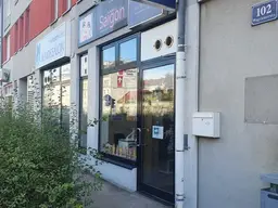 Büro oder Geschäftslokal + Lager in frequentierter Lage!