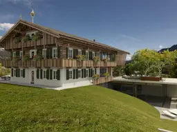 Sonniges Grundstück in traumhafter Aussichtslage mit Freizeitwohnsitz und Baugenehmigung für ein großzügiges Hofanwesen