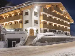 A luxurious 2 bedroom apartment for sale in the village of Lech, ideally located with ski-in access and within a short walk from the centre of the village and the ski lifts