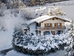 An incredibly rare mountain chalet for sale with pure 2nd home permission, set in a private, woodland location with direct ski-in / ski-out access