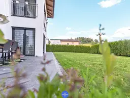 Traumhaftes Zweifamilienhaus mit großem Garten in Grieskirchen