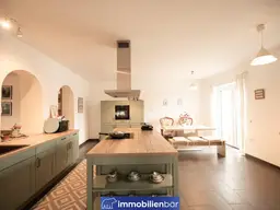 Helle sanierte XXL Wohnung mit 2 Terrassen und vielen Extras