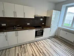 "Astreine gemütliche Zweieinhalbzimmerwohnung im Bezirk Gries zur Miete!" WG geeignet.